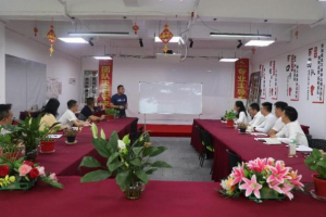 心存感恩，，，，，一路同行——新竹高于旧竹枝，，，，，全凭老干为扶持