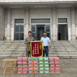 军民紧密团结 共筑钢铁长城